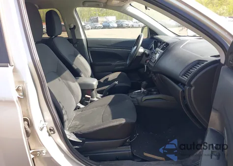 2015 Mitsubishi Outlander Sport Es z USA, uszkodzony, nr VIN 4A4AR3AU5FE029138